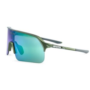 Spordiprillid Kayak 3029 on kerged ja julge disainiga spordiprillid