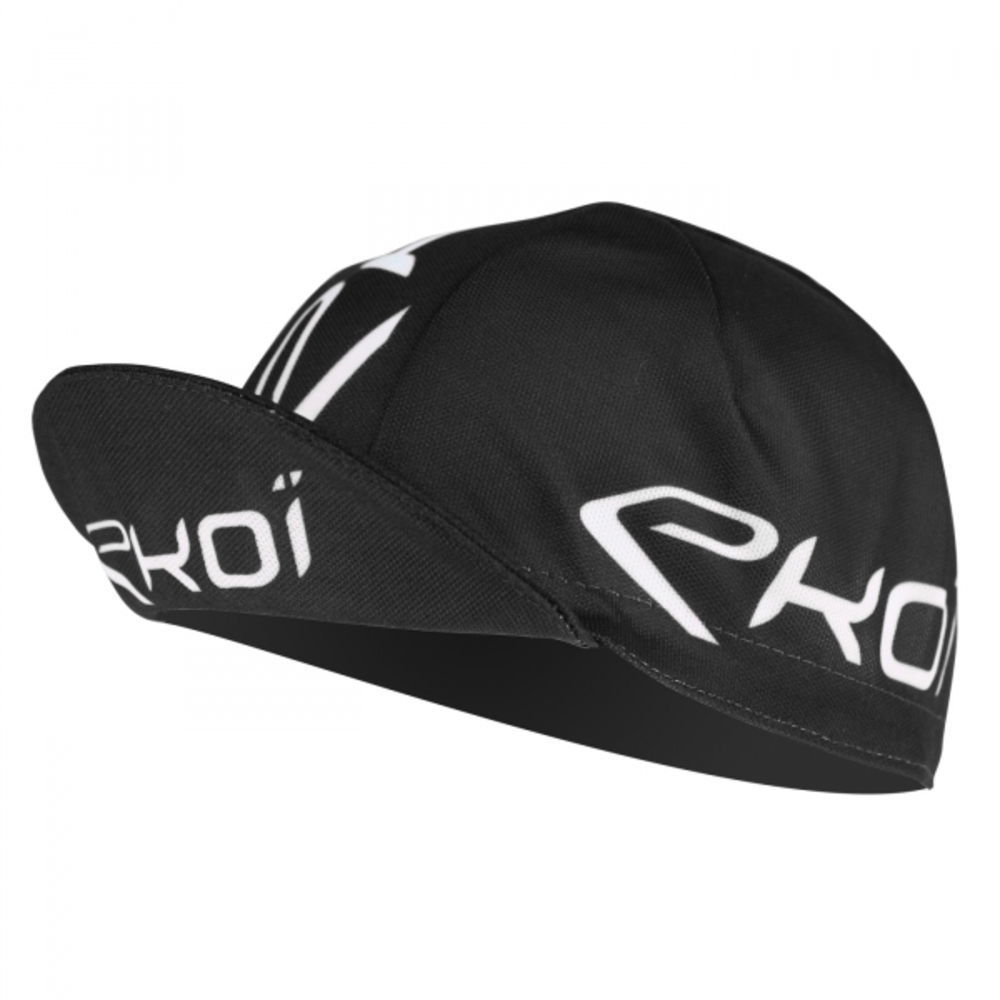 Ekoï Summer Cap on kerge ja hingav nokaga rattamüts, mis sobib ideaalselt kandmiseks kiivri all.