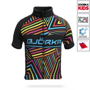 Björka Zenith on suvine erksates värvitoonides laste rattasärk.