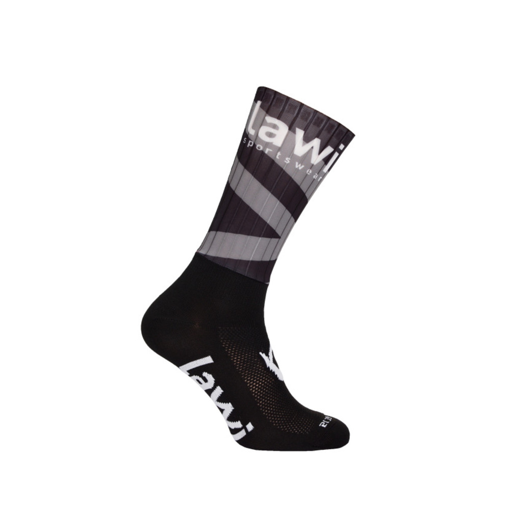 Lawi Aero on aerodünaamilised rattasokid silikoonribaga.