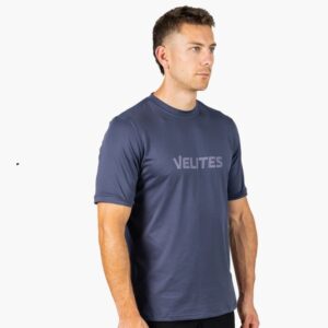 Velites Holo treeningsärk on kerge, hingav ja lõhnakindel särk