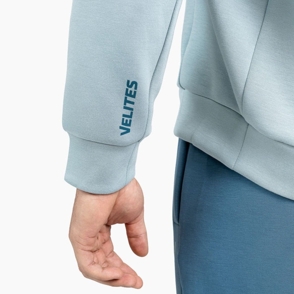 Velites Holo pusa on kerge ja hingav treeningpusa