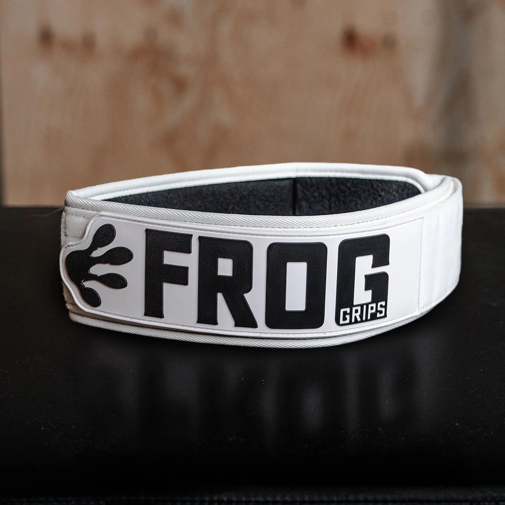 Frog tõstevöö – tugev ja mugav tõstevöö raskete kükkide, jõutõmmete ja CrossFit treeningu jaoks. Vastupidav nailon ja kindel kinnitus.