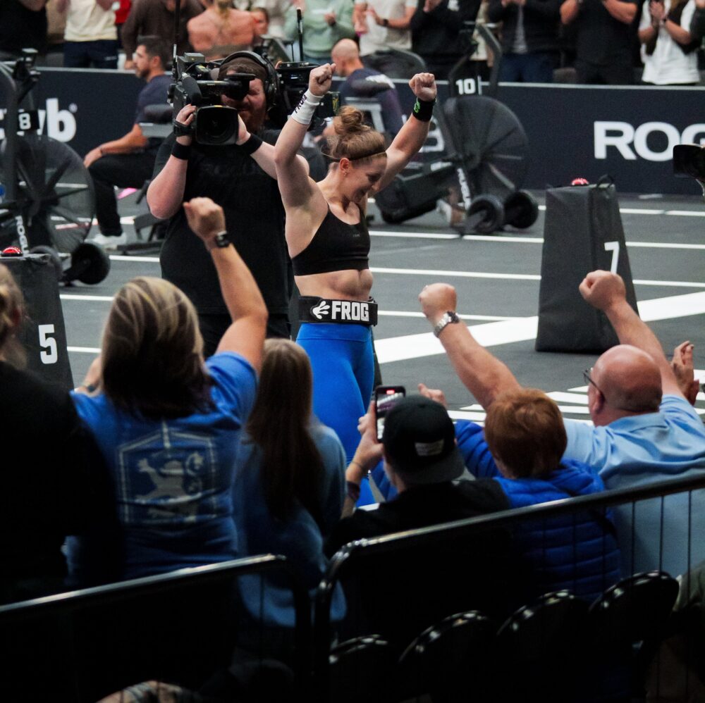 Frog tõstevöö – tugev ja mugav tõstevöö raskete kükkide, jõutõmmete ja CrossFit treeningu jaoks. Vastupidav nailon ja kindel kinnitus.